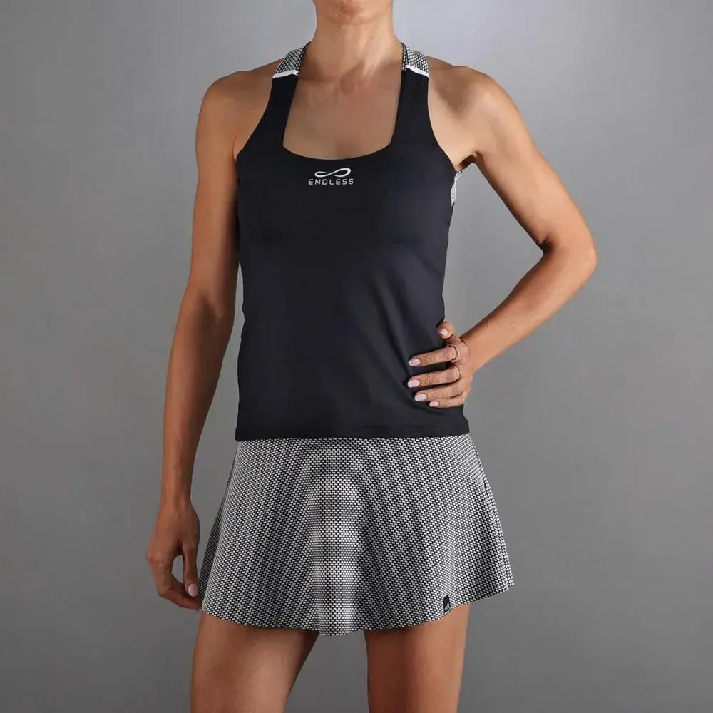 endless-cross-mouwloos-t-shirt (2).webp