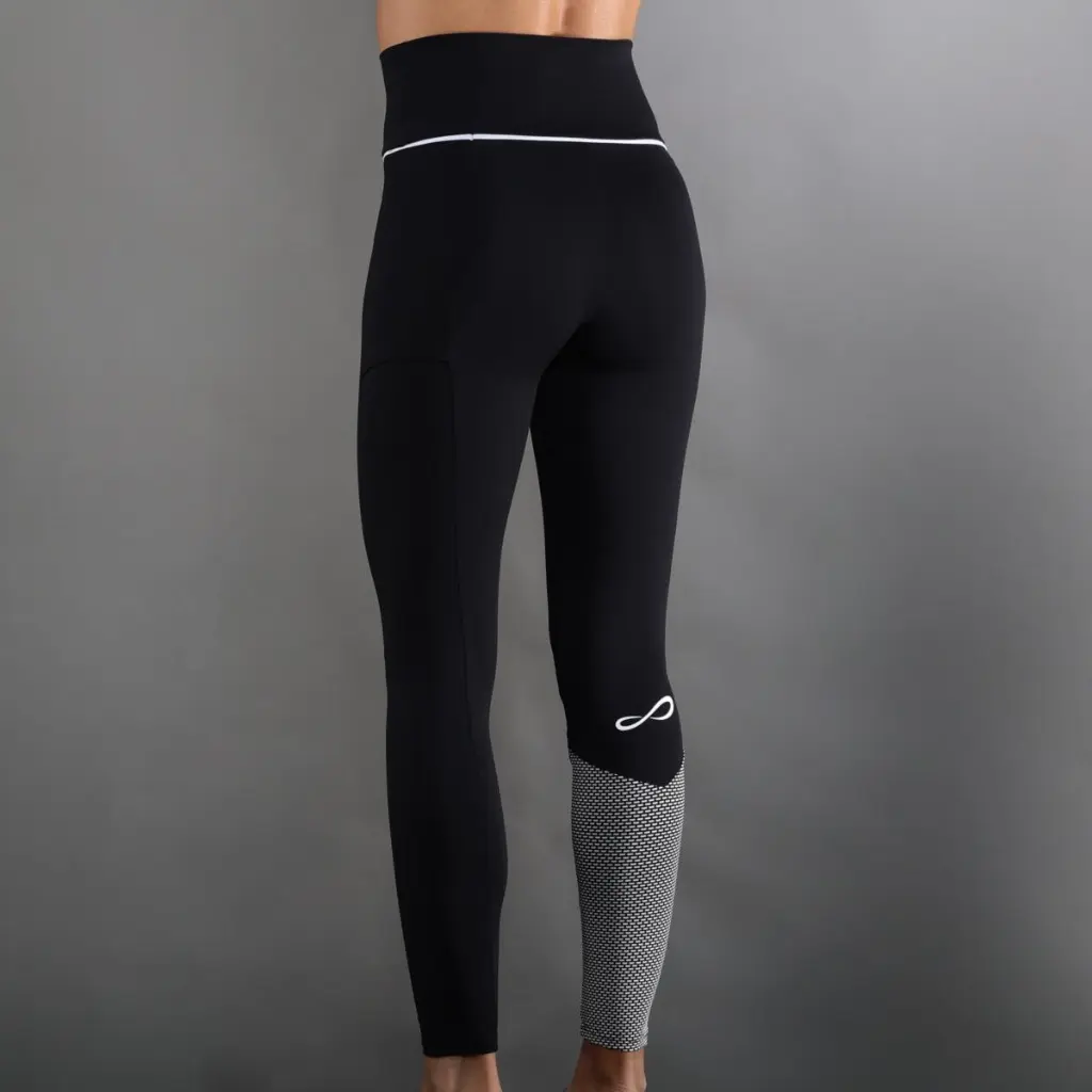 mallas-vanity-pocket-black-white (1).webp