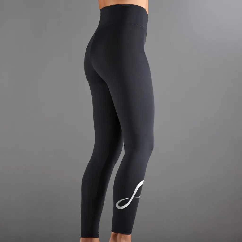 tights-cross-pocket-black-white (2).webp